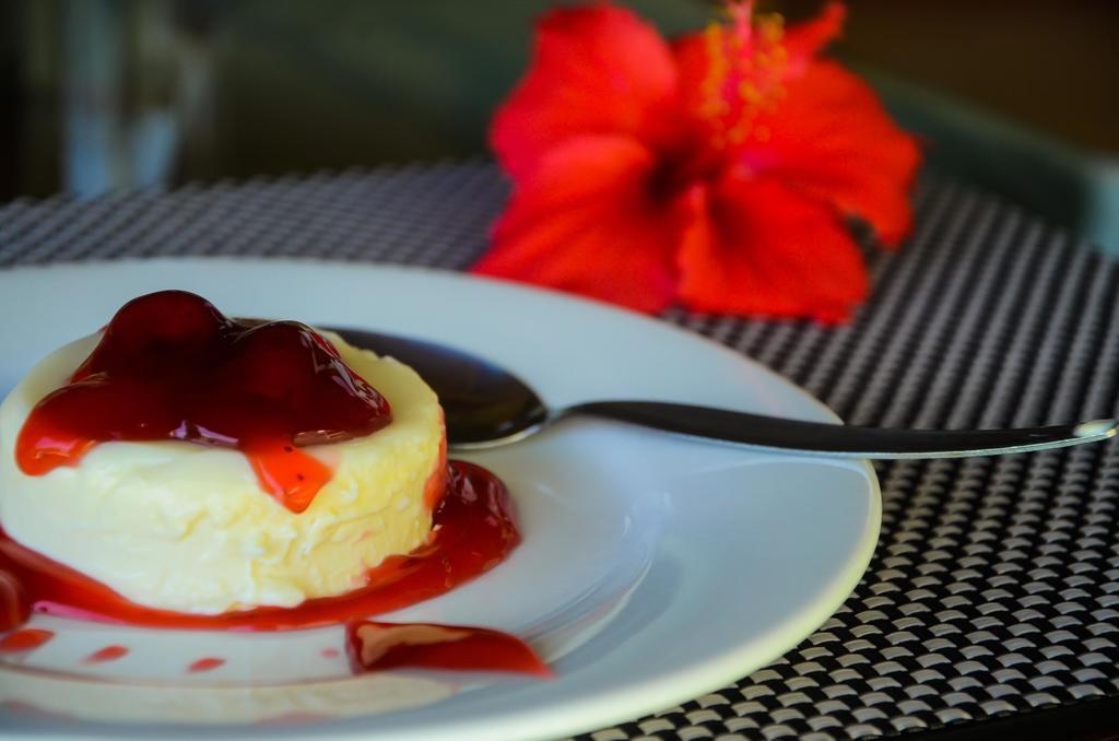 วานิลลา สกาย ไดฟ รีสอร์ต Hotel Bolod  ภายนอก รูปภาพ