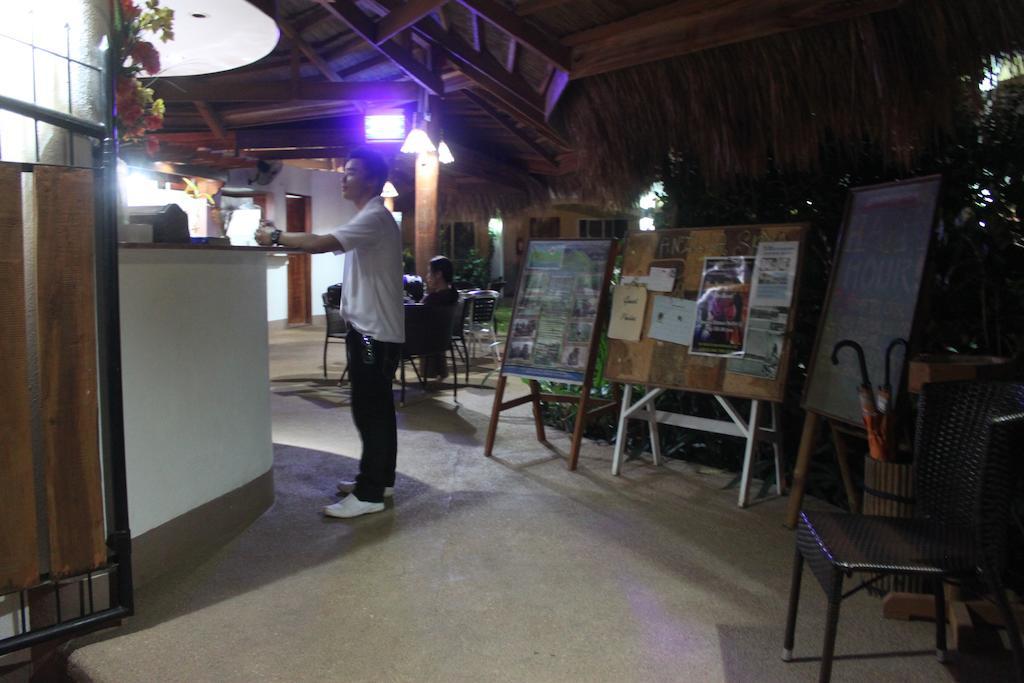 วานิลลา สกาย ไดฟ รีสอร์ต Hotel Bolod  ภายนอก รูปภาพ